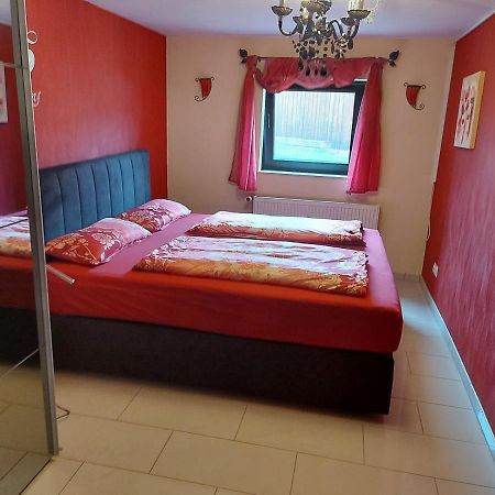 Gaestehaus Petra Steinau an der Straße Екстериор снимка