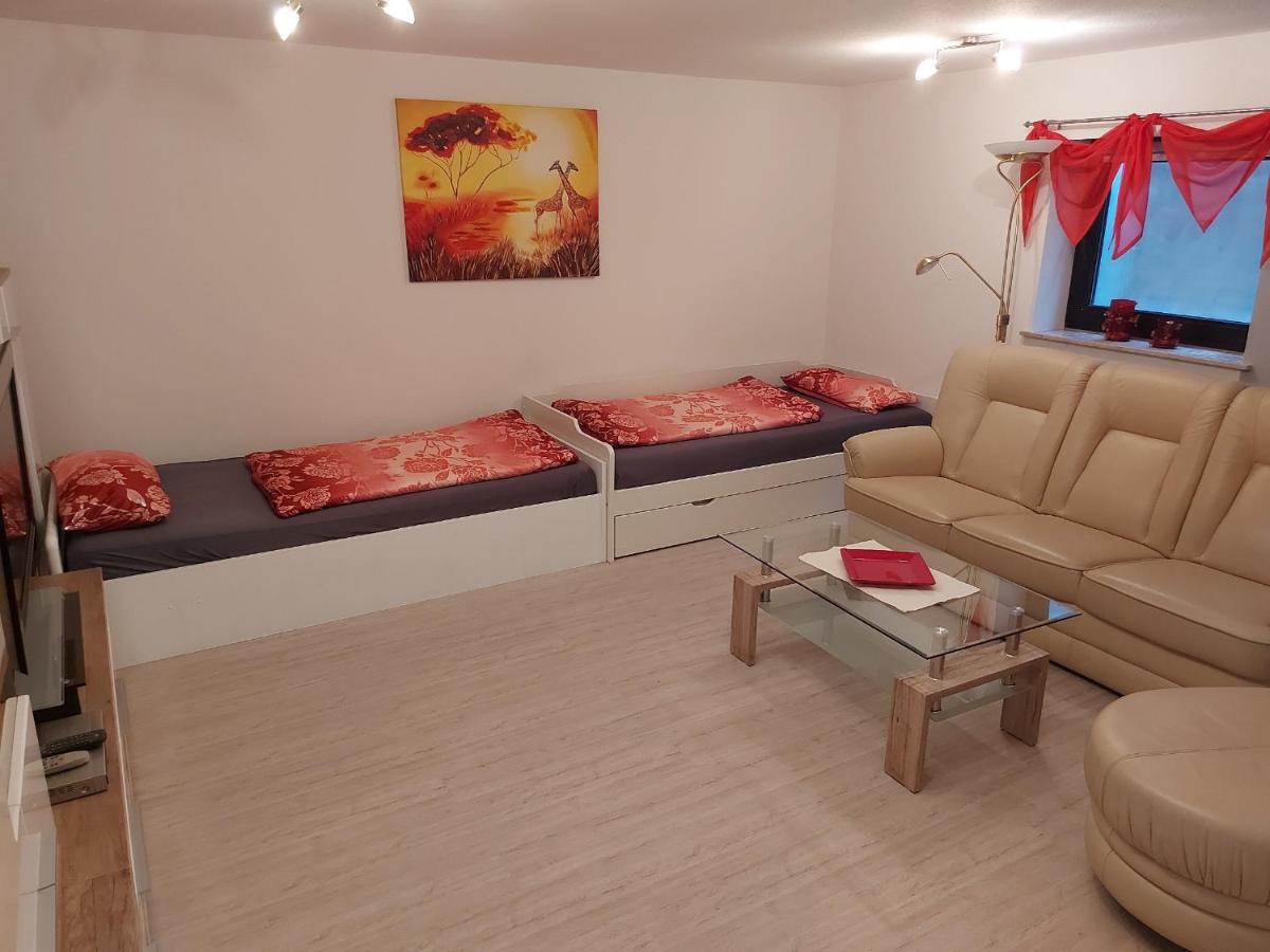 Gaestehaus Petra Steinau an der Straße Екстериор снимка