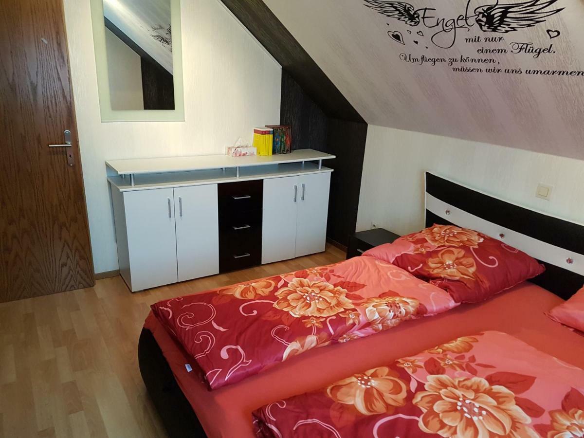 Gaestehaus Petra Steinau an der Straße Екстериор снимка